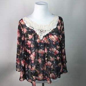 Derek Heart Floral Chiffon Batwing Blouse AL26